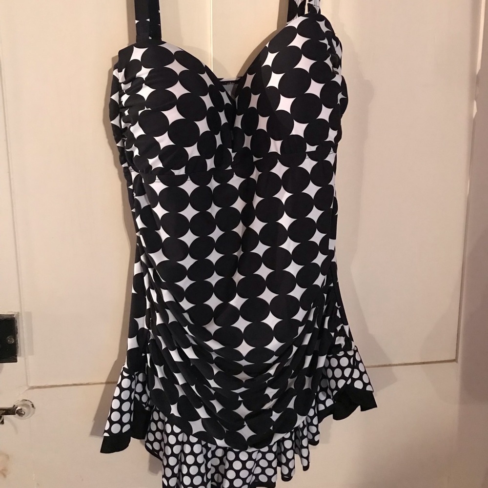 MAZU SWIM. Brand new never worn.